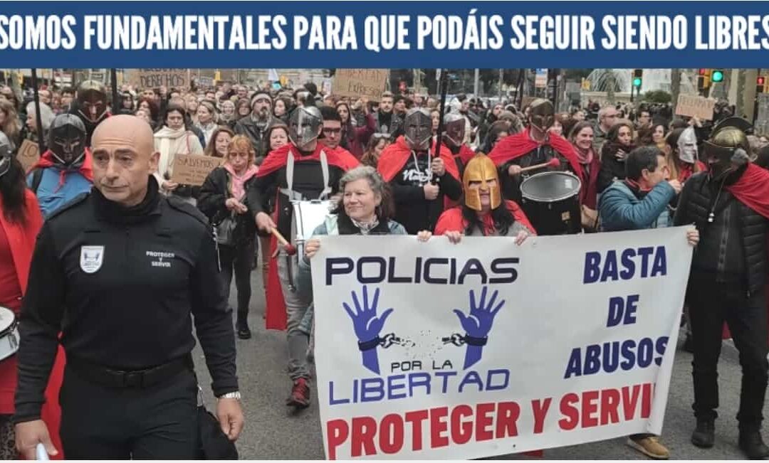 Intervención Policías por la Libertad en Manifestación Barcelona 19 marzo 2022 Plaza Catalunya